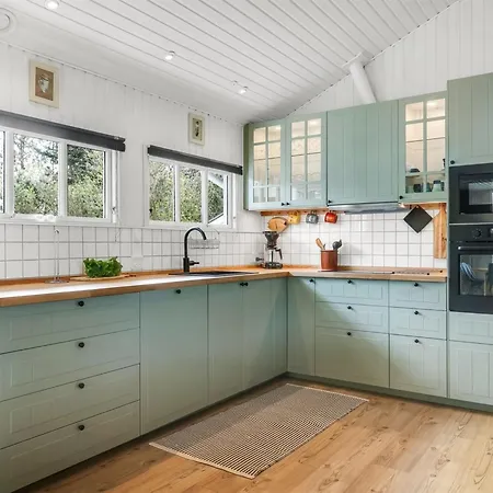 Lempi - 300m From The Sea By Interhome